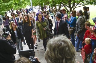 Les seize plaignants sont âgés de 5 à 22 ans.